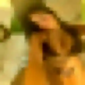 Hyacinthe, femme de 36 ans veut plan cul à Lacs