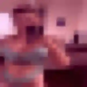 Photo de Olivia à Lacs (42 ans) - plan cul gratuit