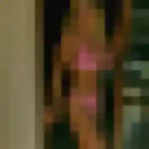 Rencontre Viviane, 23 ans à Landeleau en privé