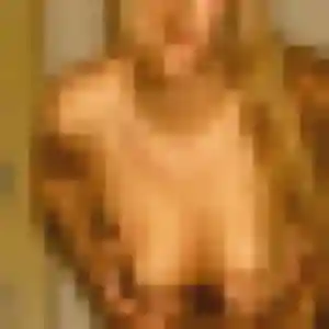 Eliane, 43 ans, cherche un plan cul à Langrolay-sur-Rance