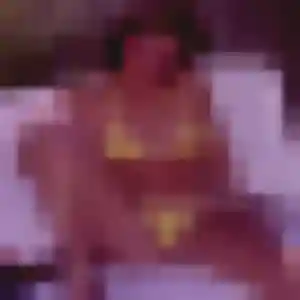 Photo de Geneve à Larrazet (23 ans) - plan cul gratuit