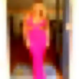 Photo de Kenza à Launois-sur-Vence (39 ans) - plan cul discret