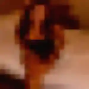 Urielle, 42 ans, en ligne à Laversines pour une rencontre coquine
