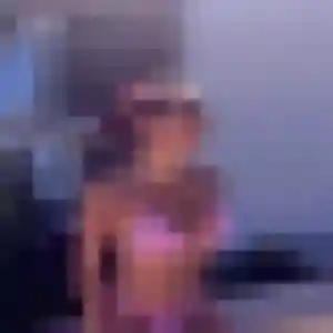 Photo exclusive de Eglantine, 30 ans à Le Barroux - plan discret