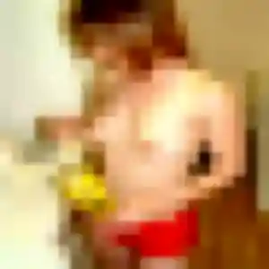Sexy Geneve, 27 ans à Le Boupère - voir sa photo