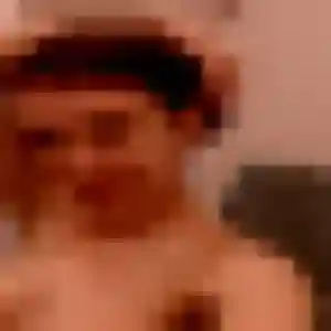 Priscilla, 42 ans, en ligne à Le Chambon-Feugerolles pour une rencontre coquine