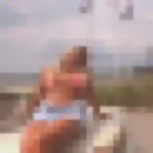 Eliane, 36 ans, cherche un plan cul à Le Cloître-Saint-Thégonnec