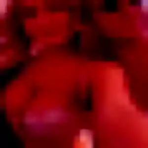 Marie-Claire, 29 ans, connectée à Le Miroir pour une rencontre coquine