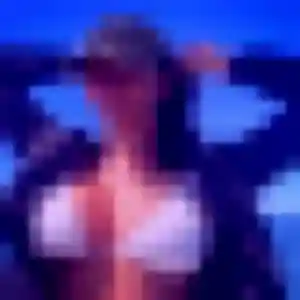 Julie, 23 ans, disponible à Le Monêtier-les-Bains pour une rencontre coquine