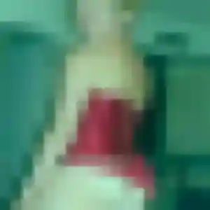 Photo exclusive de Laure, 28 ans à Le Poizat-Lalleyriat - plan discret