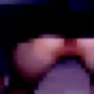 Lina, 35 ans, connectée à Le Pout pour une rencontre coquine