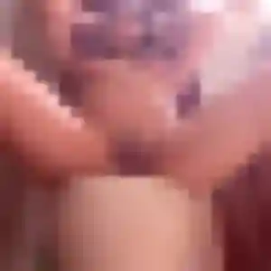 Photo exclusive de Karen, 28 ans à Le Revest-les-Eaux - rencontre coquine