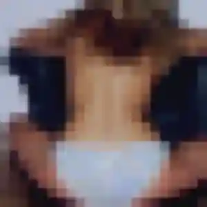 Photo de Garance à Le Val (28 ans) - plan cul anonyme