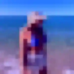 Sexy Amandine, 24 ans à Les Aspres - découvrir son profil
