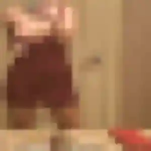 Lena, fille de 44 ans cherche plan cul à Les Baux-de-Breteuil