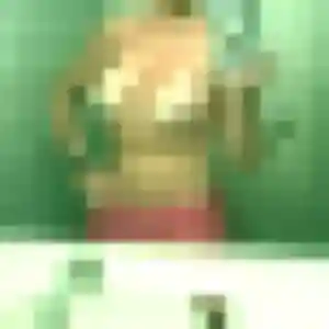 Photo exclusive de Ilona, 35 ans à Les Bréviaires - plan discret