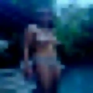 Bertrane, femme de 22 ans cherche plan cul à Les Neyrolles