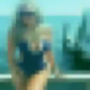Marie-Laure, fille de 22 ans cherche plan cul à Lessy