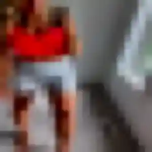 Djamila, femme de 22 ans cherche plan cul à Levier