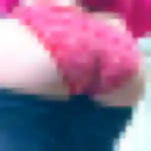 Charlotte, 45 ans, cherche un plan cul à Lévignac
