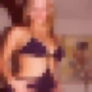 Photo exclusive de Alicia, 30 ans à Limetz-Villez - plan discret