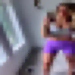 Photo privée de Anne-Charlotte, 37 ans à Lisle-sur-Tarn - rencontre sans lendemain