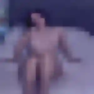 Profil de Maelys à Lisle-sur-Tarn (22 ans) - plan cul anonyme