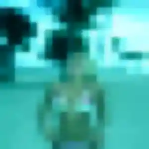 Rencontre Christelle, 22 ans à Loches en t'inscrivant