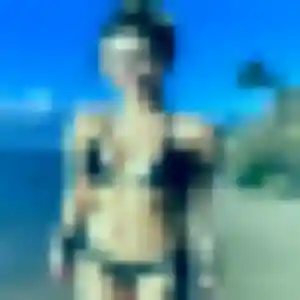 Claire, 38 ans, connectée à Locunolé pour une rencontre coquine