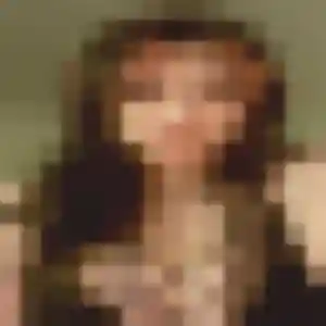 Flore, 33 ans, connectée à Loguivy-Plougras pour une rencontre coquine