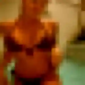 plan cul à Lougres : photo de Pauline, 31 ans - inscription gratuite