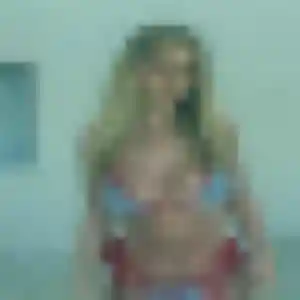 Photo de Maya à Loures-Barousse (35 ans) - plan cul gratuit