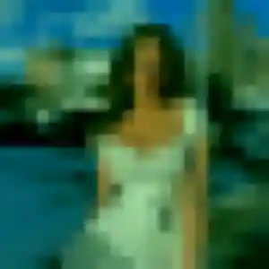 Anastasia, femme de 33 ans propose plan cul à Luc-sur-Mer