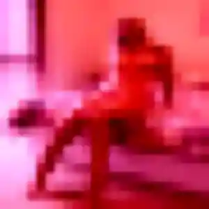 Rejoins Olga, 39 ans à Luc-sur-Mer en privé