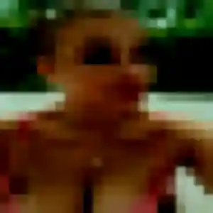 Rania, fille de 23 ans cherche plan cul à Lussant