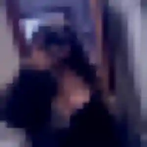 Karine, femme de 31 ans propose plan cul à Luxé
