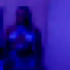 Yael, femme de 30 ans cherche plan cul à Luxé