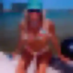 Nicole, fille de 27 ans cherche plan cul à Macornay