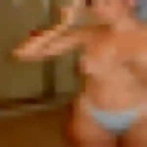 Charmante Lina, 32 ans à Maël-Carhaix - la contacter