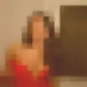 Yolande, 38 ans, connectée à Malicorne-sur-Sarthe pour une rencontre coquine