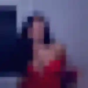 Gladys, 28 ans, en ligne à Maransin pour un plan cul