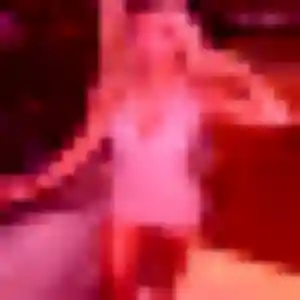 Photo exclusive de Caroline, 26 ans à Marcy-l'Étoile - rencontre sans lendemain