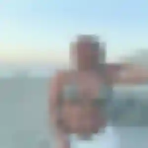 Penelope, 22 ans, en ligne à Marines pour une rencontre coquine