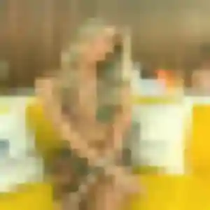 Charmante Celine, 23 ans à Marmanhac - voir sa photo