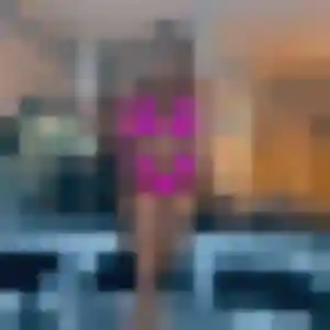 Charline, 25 ans, disponible à Marsac-sur-Don pour un plan cul
