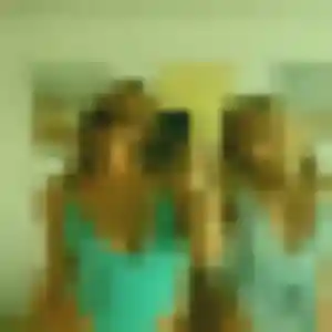 Bettina, 34 ans, en ligne à Marsannay-le-Bois pour une rencontre coquine