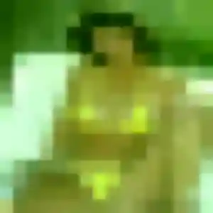 Audrey, 27 ans, disponible à Meys pour un plan cul