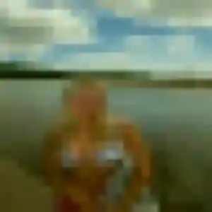 Charmante Karine, 38 ans à Moissat - voir sa photo