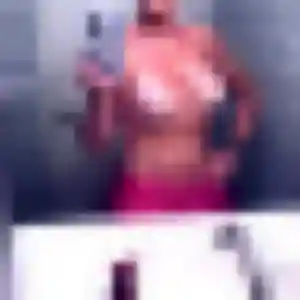 Contacte Erika, 32 ans à Monbahus en t'inscrivant