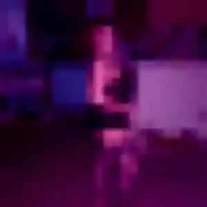 Rejoins Angelique, 32 ans à Monsteroux-Milieu en privé